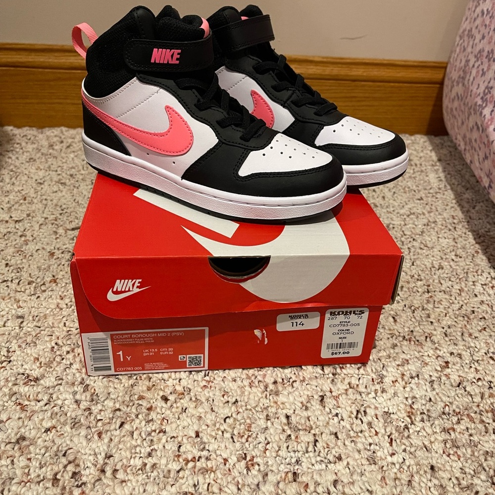 Girls Nike Black and Pink High-Top Sneakers Size 1 NWT